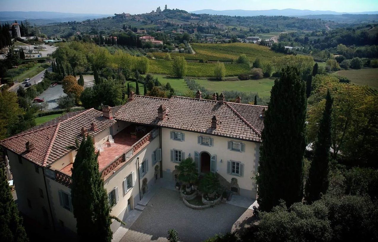 https://it.villaducci.com/immagini/pagine/foto1.JPEG
